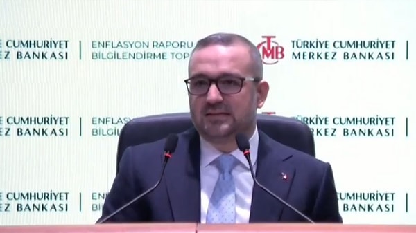 Türkiye Cumhuriyet Merkez Bankası (TCMB) Başkanı Fatih Karahan, 2025 yılı son Enflasyon Raporu sunumunda ekonomi ve para politikası görünümüne ilişkin önemli değerlendirmelerde bulundu.