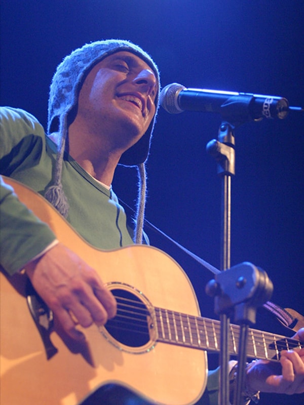 Ne yazık ki 25 Haziran 2005’te, henüz 33 yaşında hayata veda etti.