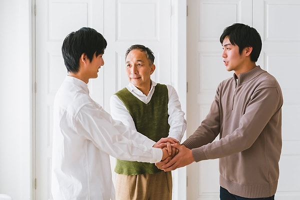 Yōshi-engumi: Aile adını ve mirası sürdürme geleneği.