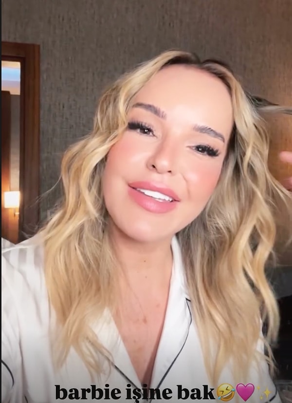 Son zamanlarda yüzüne yaptırdığı estetik işlem iddialarıyla gündem olan Bengü imaj değişikliğine gitti.