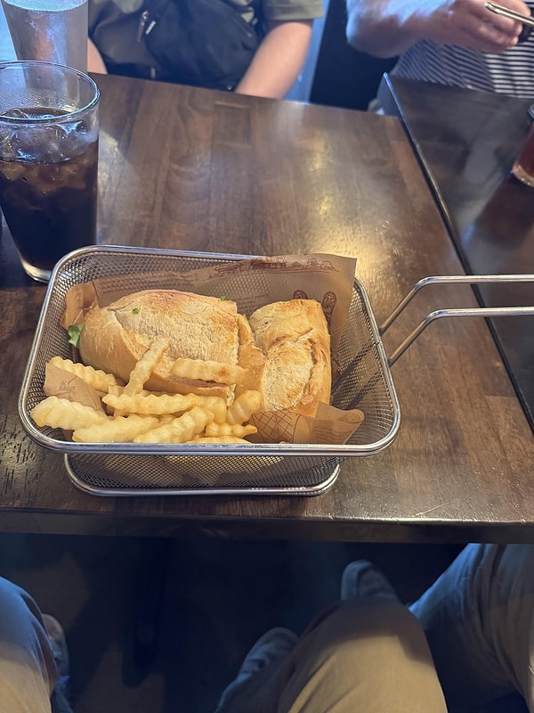 9. Kendinizi özel hissetmemeniz için elden gelen her şey yapılmış!