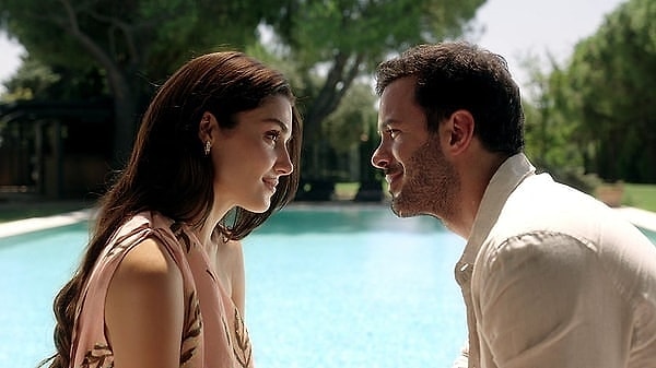 Aşk ve Gözyaşı, sezonun ilk final onayını alan dizisi olmuştu.