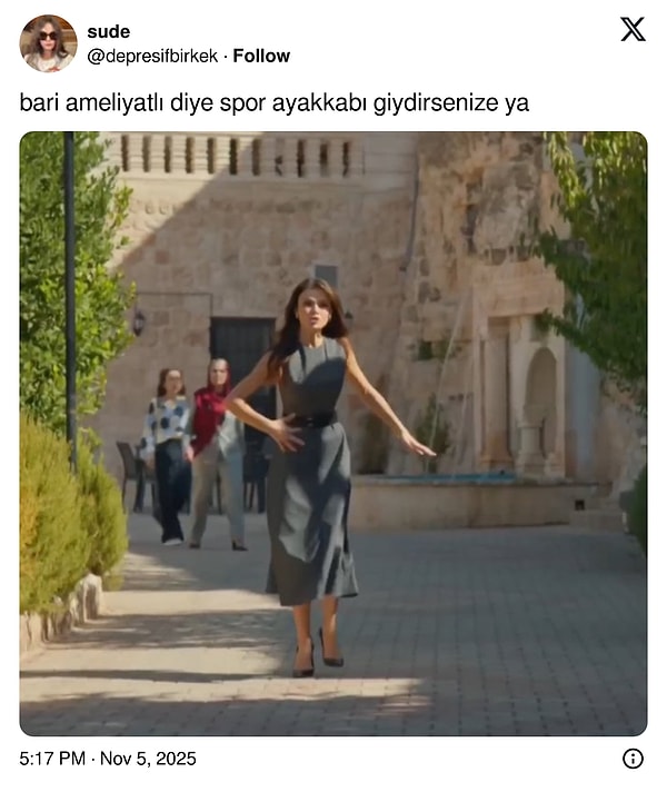 Artık Alya'nın bir uzantısı gibi olduğundan topuklusu olmadan düşünemiyoruz.