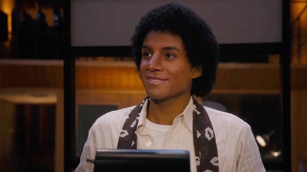 Filmin yönetmen koltuğunda, Adalet (The Equalizer) serisi ve İlk Gün (Training Day) ile tanınan Antoine Fuqua oturuyor.