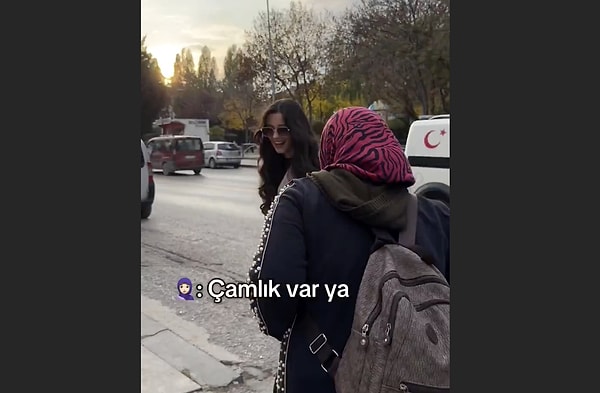 "Kız burayı nereden buldun? Güzel bir yerde çekilsene."
