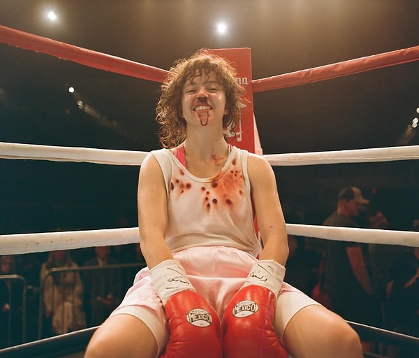 Christy filmi vizyonunun ilk haftasında 1,3 milyon dolarlık hasılat elde etti ve beklentiyi karşılamadı.