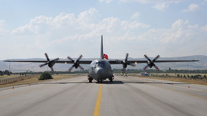 C130 Askeri Kargo Uçağı Gürcistan’da Düştü: 20 Personel İçin Arama Kurtarma Çalışması Devam Ediyor