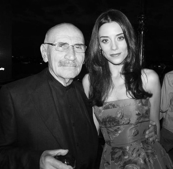 Sadly, Tuncel Kurtiz passed away twelve years ago. However, just a few days ago, a documentary titled 'Bölük Pörçük: A Tuncel Kurtiz Biography' was released.