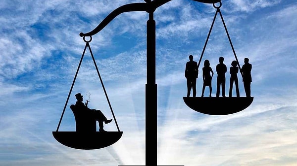 4. Birinin sana haksızlık yaptığını fark ettiğinde tepkilerin hangisi olur?