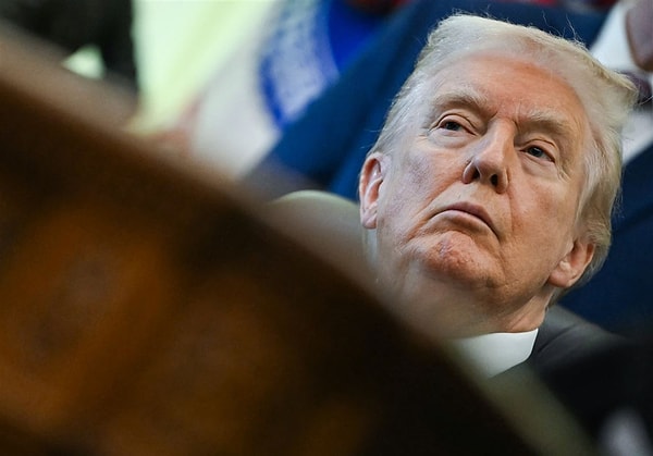 Trump suçlamaları reddediyor, Beyaz Saray ise sessiz.