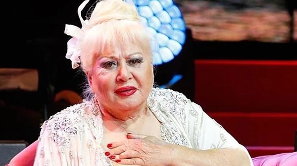 Son yıllarını daha sakin geçiren sanatçı, ABD’de yaşayan kızı Saba’yı ziyaret etmek için 30 Ekim’de Amerika’ya gitti.