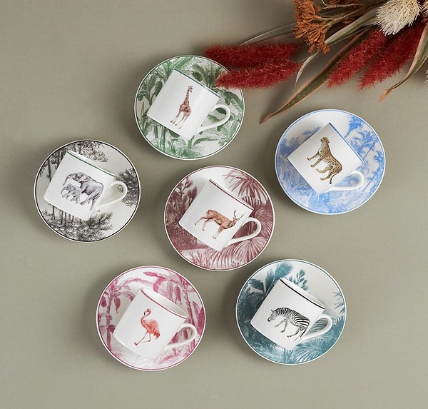 Kahve keyfinizi şıklıkla sunmayı seviyorsanız, Karaca Fincanı Takımı  favorilerinizden biri olabilir!