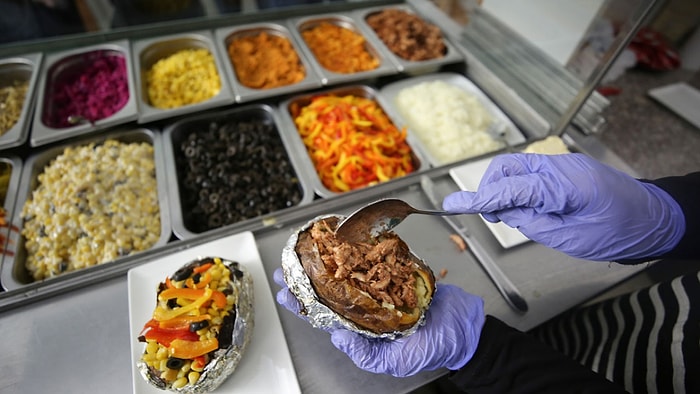 Gurbetçi Ailenin Tatil Kabusu! Kumpir ve Midye Yiyen Çocuklar Öldü, Anne-Baba Tedavi Altında