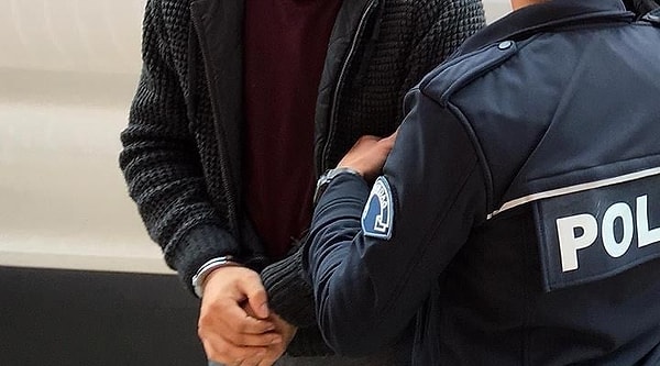 İstanbul Cumhuriyet Başsavcılığı kripto haberleşme programı üzerinden uyuşturucu sevkiyatı gerçekleştirdiği iddiasıyla 120 şüpheli hakkında gözaltı kararı verdi.