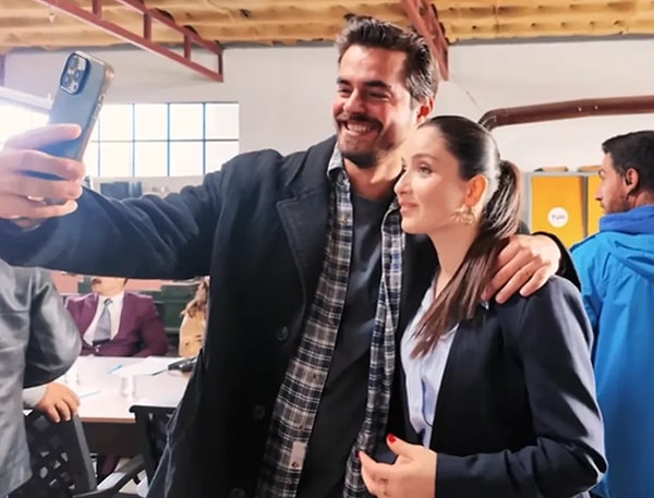 “Gönül Dağı” setinde başlayan yakınlaşma, kısa sürede magazinin yeni aşk bombasına dönüştü.