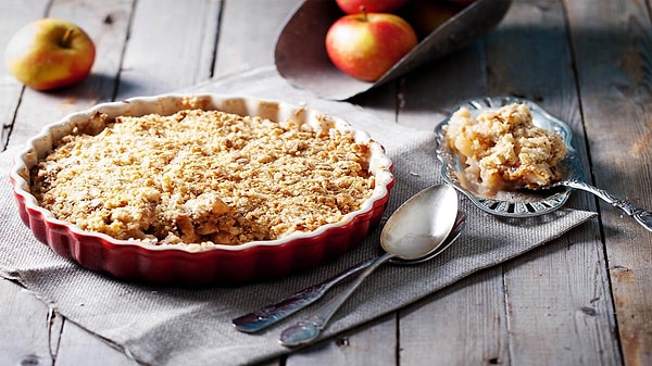 3. Elmalı Crumble ve Muz Ekmeği