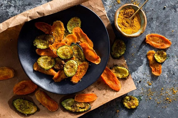 1. Renkli Sebze Cipsleri