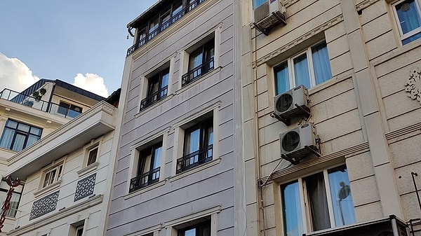 Kumpir ve midye yedikten sonra fenalaşan ve 4 kişiden 3'ünün yaşamını yitirdiği ailenin kaldığı otelde flaş gelişme yaşandı.