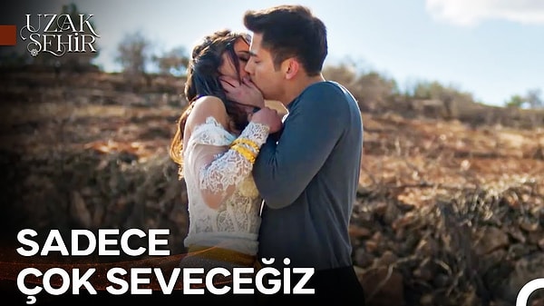 Kanal D'nin reytingleri altüst eden dizisi Uzak Şehir'de Kaya'yı canlandıran Atakan Özkaya, TV8'de yayınlanan Gel Konuşalım'a konuk oldu.