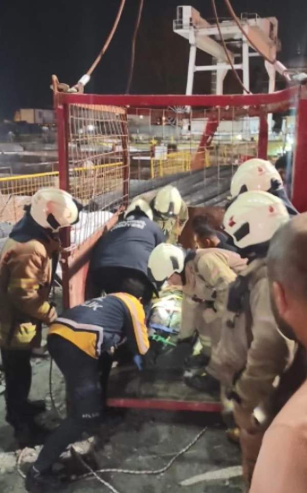Beyoğlu'nda metro inşaatındaki çalışma sırasında devrilen iskelede bir işçi hayatını kaybetmişti.