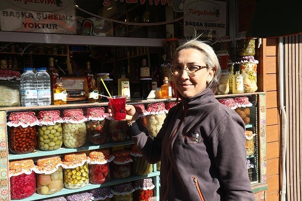 Şenay Balkandere, "Keşke sirke ve limondan dolayı olsaydı" dedi.