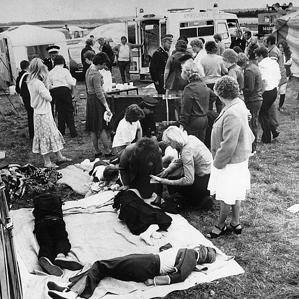 Bir diğer teori de tuvaletlerde aşırı miktarda kullanılan çamaşır suyuydu.