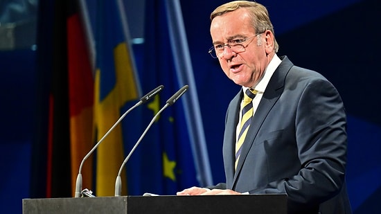 German Defense Minister Pistorius’s Statement on the ‘Last Peaceful Summer’