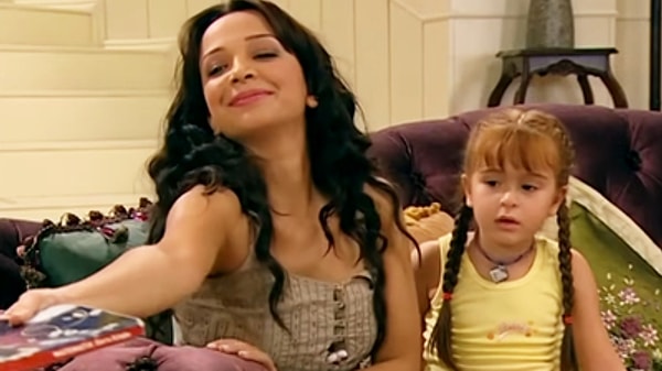 Bir döneme damgasını vuran hala da tekrarları yayınlanan Bez Bebek dizisini mutlaka hatırlarsınız.