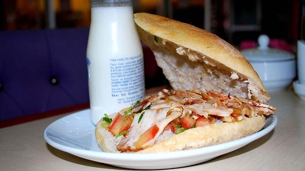 En son tavuk döner yediği işletme ruhsatsız çıktı.