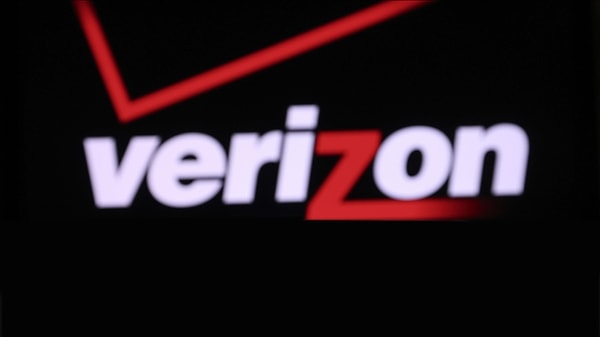 Telekomünikasyon şirketi Verizon, 13 binden fazla çalışanını işten çıkaracağını duyurdu.