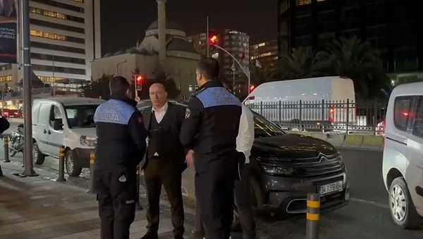 25 kişi lahmacun yedikten sonra zehirlendi.