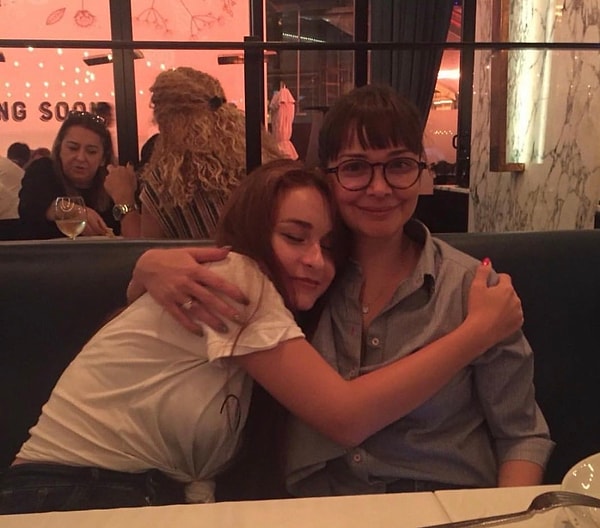 Bez Bebek Nana olarak tanıdığımız Evrim Akın hakkındaki iddialar aldı başını yürüdü.