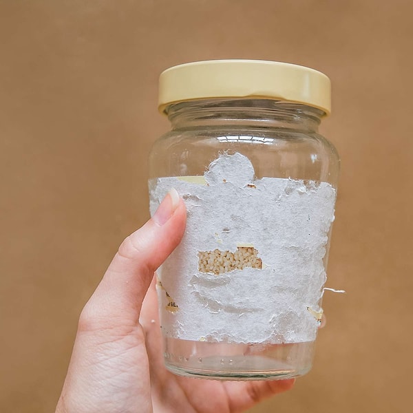 Bitkisel yağ ile etiket yapışkan izi nasıl çıkarılır?