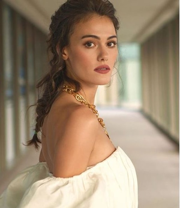 Hikayenin genişlemesiyle birlikte Gülper Özdemir de kadroya katıldı.