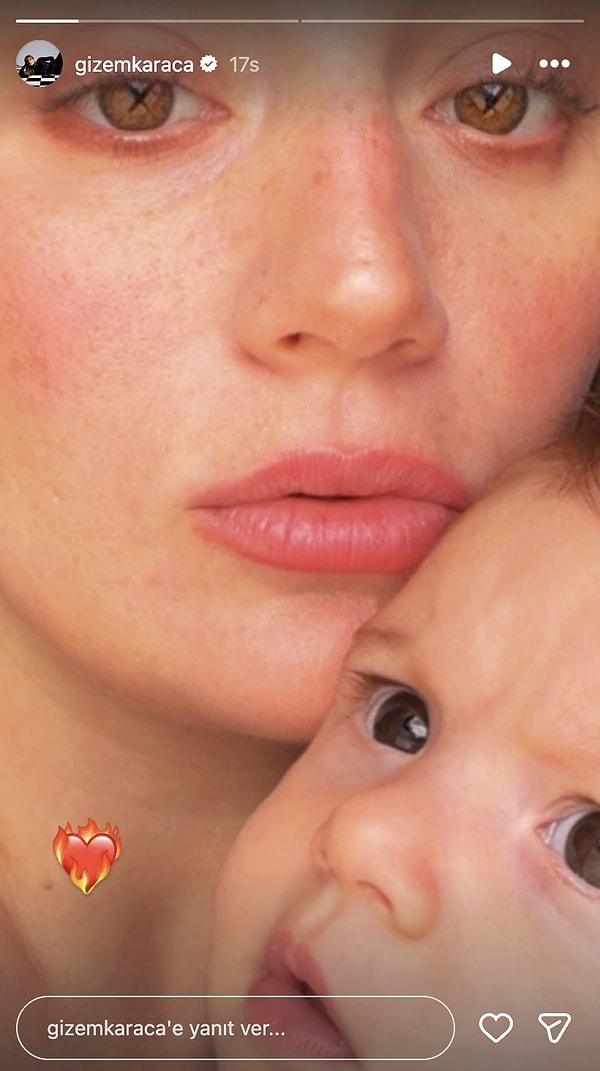 Geçtiğimiz Ağustos ayında da doğum yapmış ve kızının isminin de Leyla Yaz olduğunu öğrenmiştik.