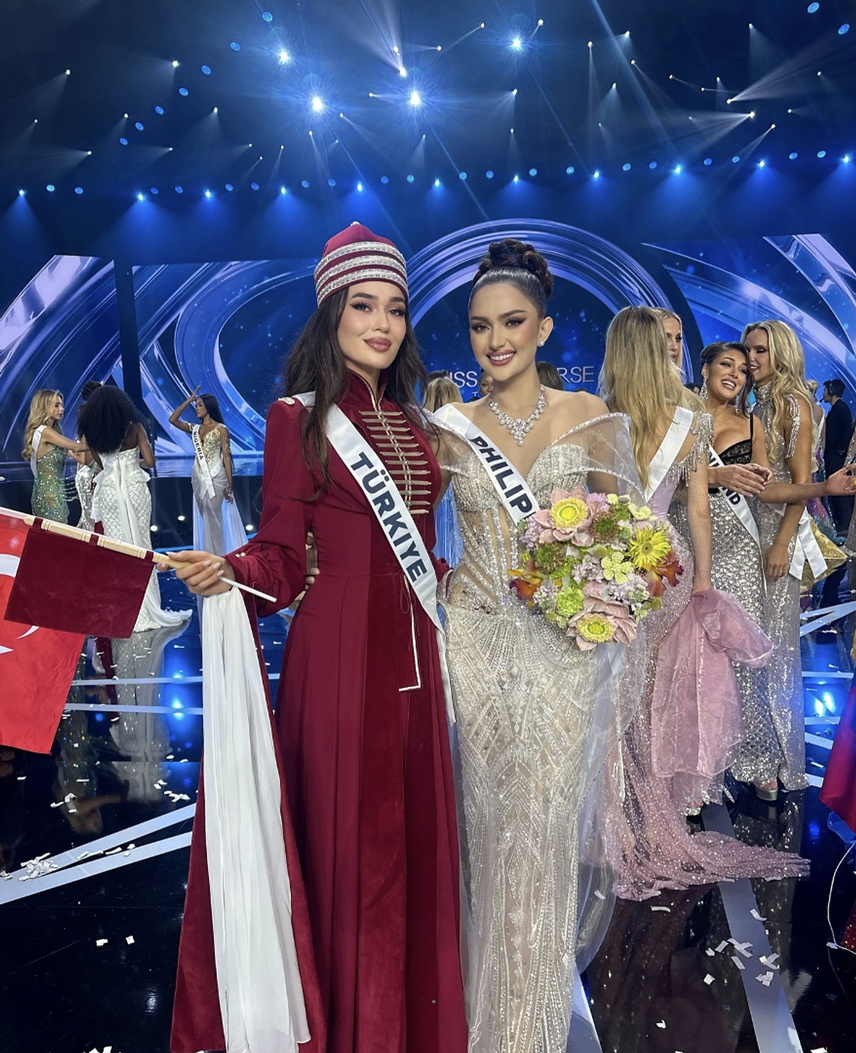 Manşet Haber - Hürrem Sultan Elbisesi