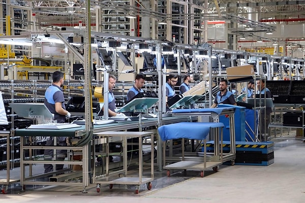 Türkiye’nin en büyük şirketlerinden Arçelik, Asya’ya yaptığı açılım kapsamında Tayland’da buzdolabı üretim tesisi kurmuştu.