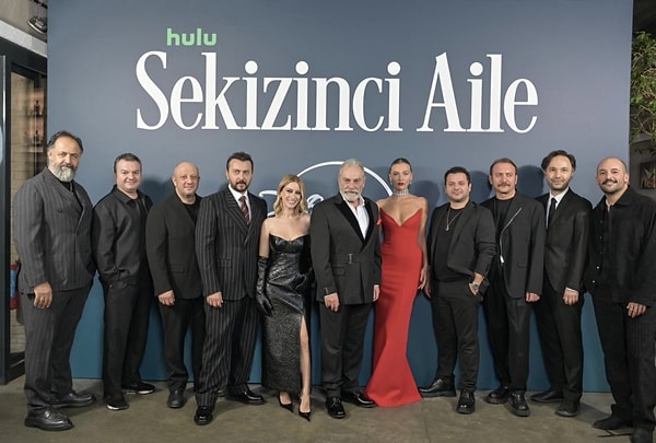 2019 yılında evlenen ve magazin dünyasının yakından takip ettiği çiftleri arasında yer alan Hazal Kaya ve Ali Atay'ı tanımayanınız yoktur.