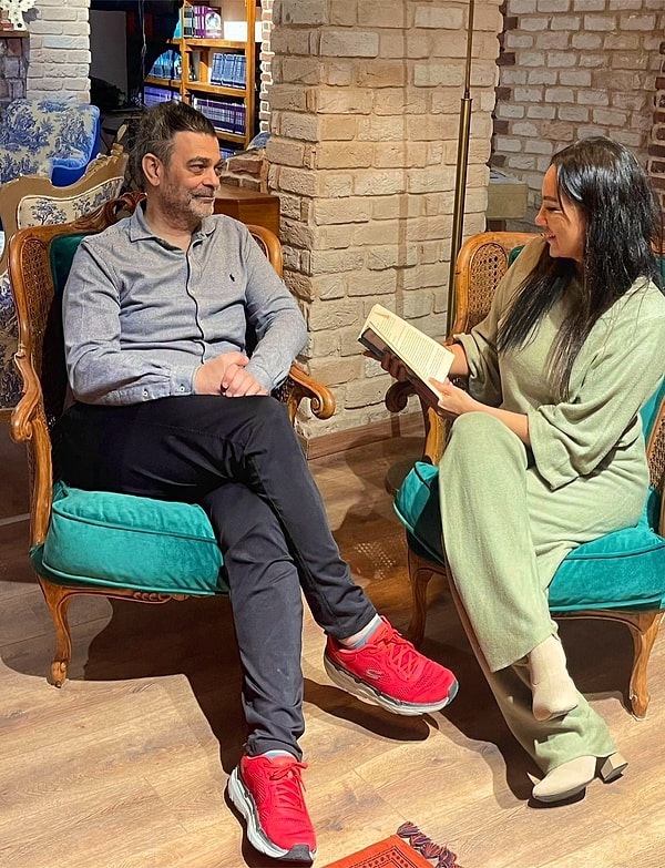 Adil hocam öncelikle hipnozla tanışma hikayenizi anlatmanızı rica ediyorum.