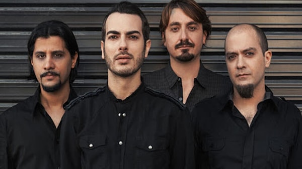 4. Mor ve Ötesi - "Cambaz"