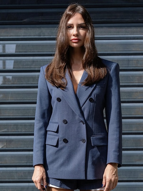 Bir döneme damga vuran Doktorlar dizisinde canlandırdığı Ela Altındağ rolüyle milyonların sevgisini kazanan Yasemin Ergene'yi mutlaka tanıyorsunuzdur.