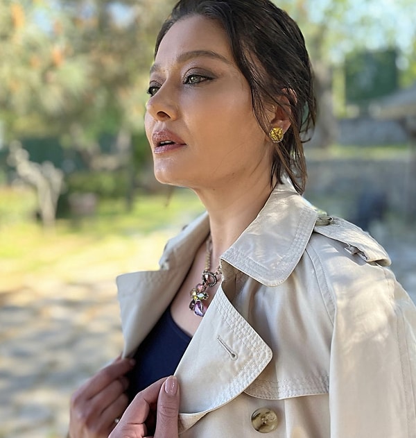 En son 2023 yılında Veda Mektubu dizisinde rol alan Nurgül Yeşilçay uzun bir süredir ekranlardan uzak.