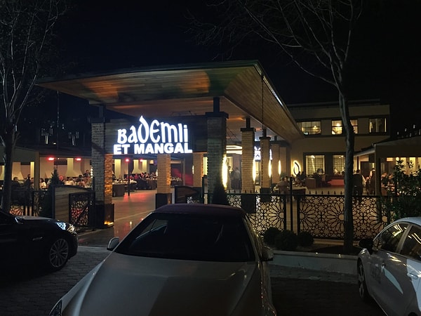 Bademli Et Mangal
