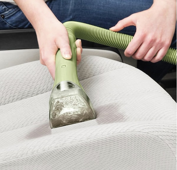 Bissell Little Green Halı ve Koltuk Yıkama Makinesi, temizlikte profesyonel sonuç isteyenler için harika bir seçenek!