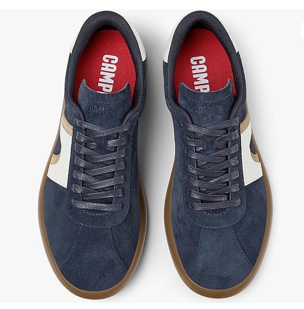 CAMPER Pelotas Soller Yürüyüş Ayakkabısı, hem konforu hem de şık tasarımıyla günlük kombinlerin yeni favorisi olmaya aday.