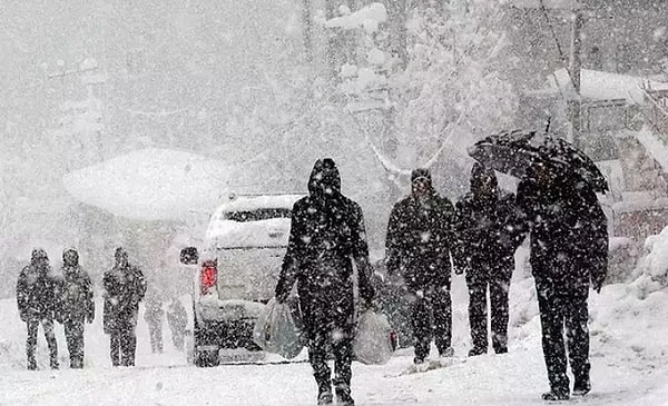 Yağış geliyor ancak İstanbul’da kar bekleyişi sürecek