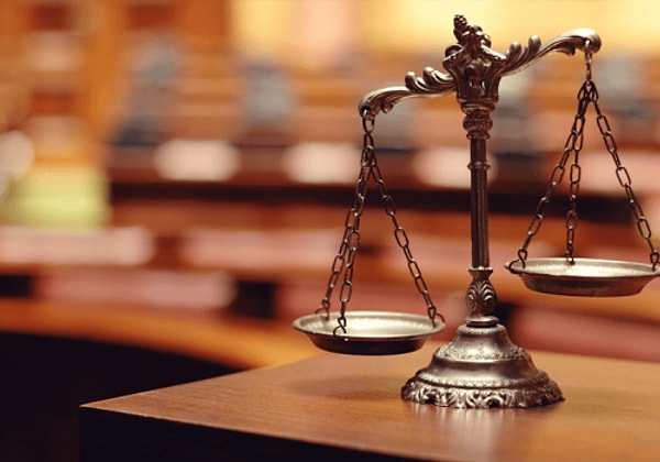 Başvuranlar ceza yedi.