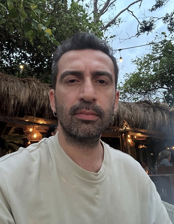 Güldür Güldür Show kadrosundan Erdem Yener, kadınların çalışma hayatındaki pozisyonlarına dair düşünceleriyle tepki çekti.