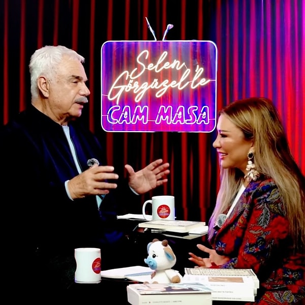 Bir döneme damgasını vuran Yaprak Dökümü'nün "Ali Rıza Bey"i Halil Ergün'ü tanımayan yoktur.