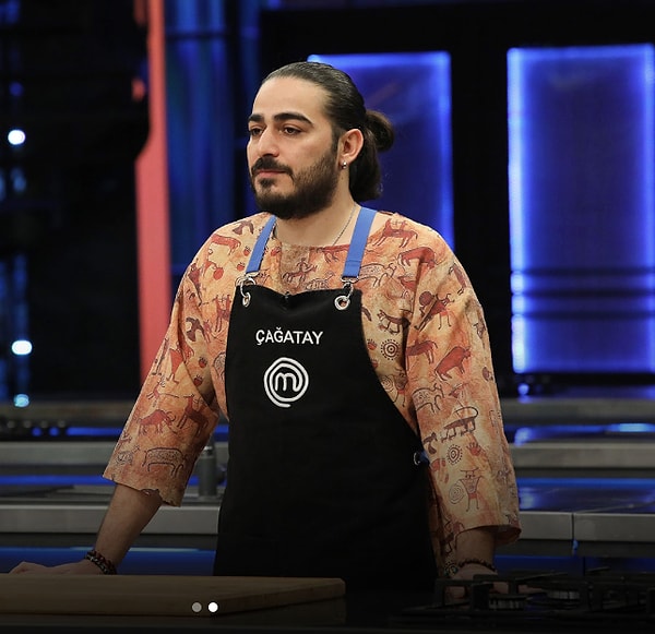 MasterChef'te ilk ceketi alan isim Çağatay oldu.